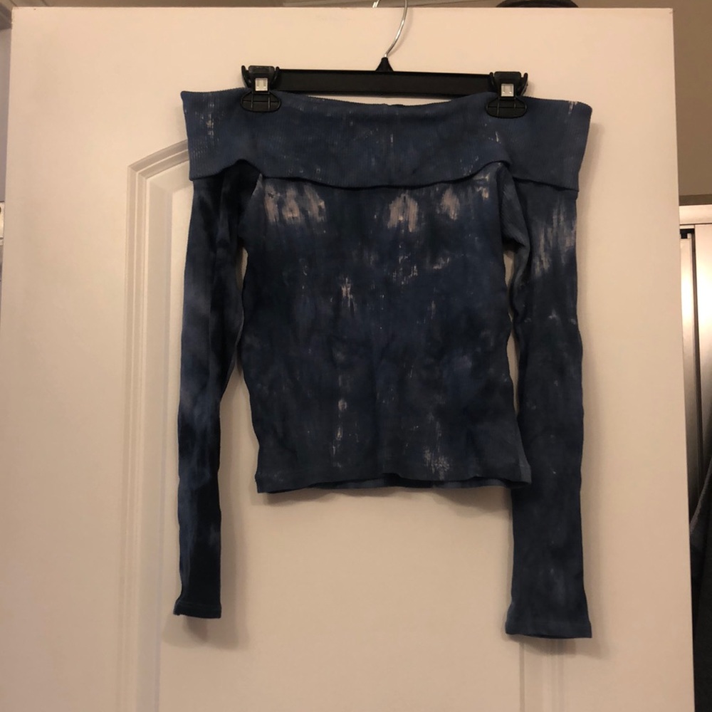 Over the Shoulder Tie-Dye Long Sleeve Top